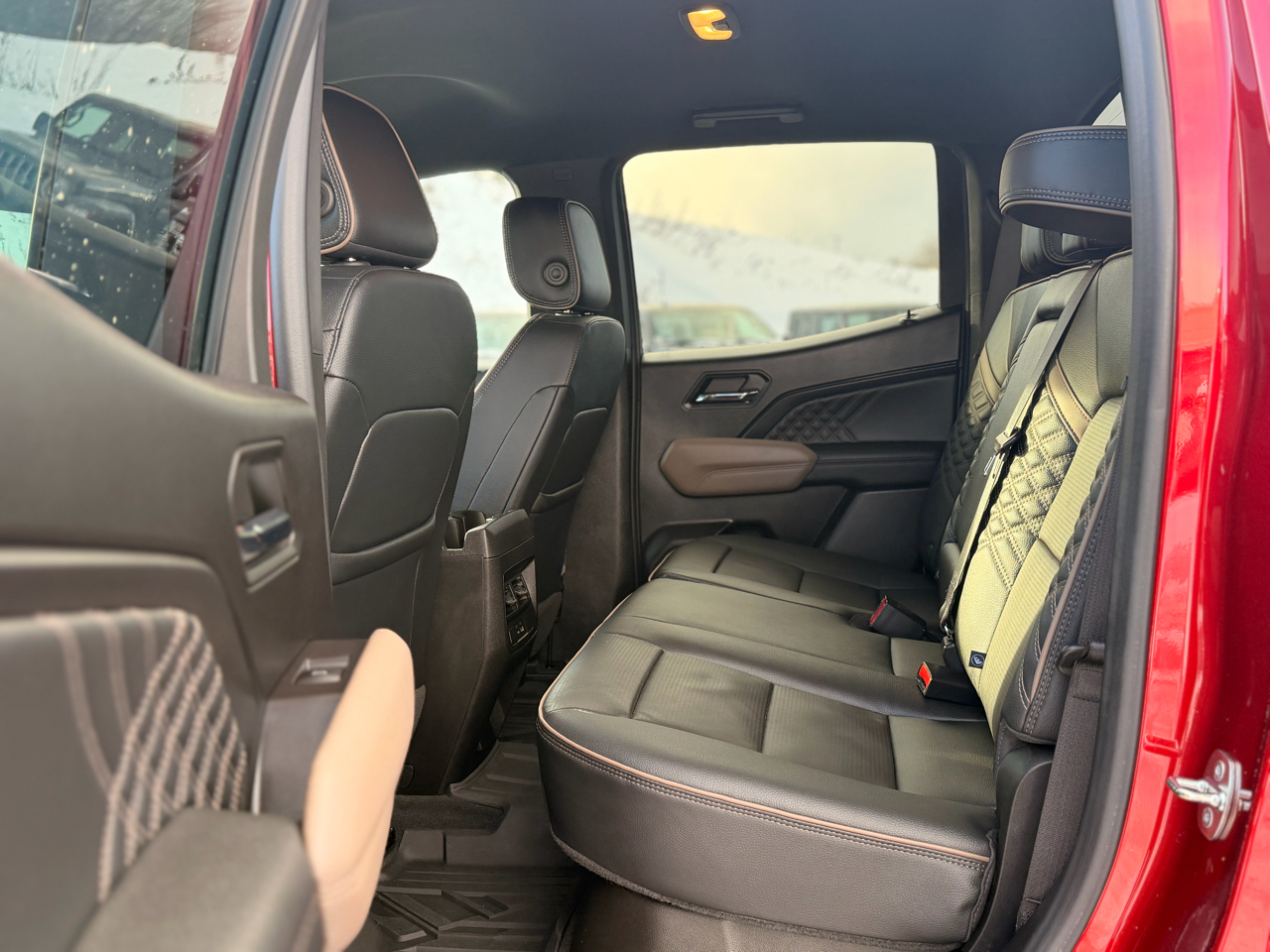 GMC Canyon Denali Crew Cab 4WD 2023