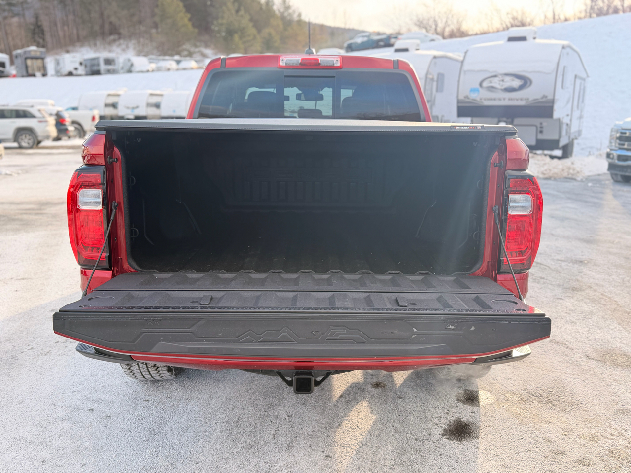 GMC Canyon Denali Crew Cab 4WD 2023