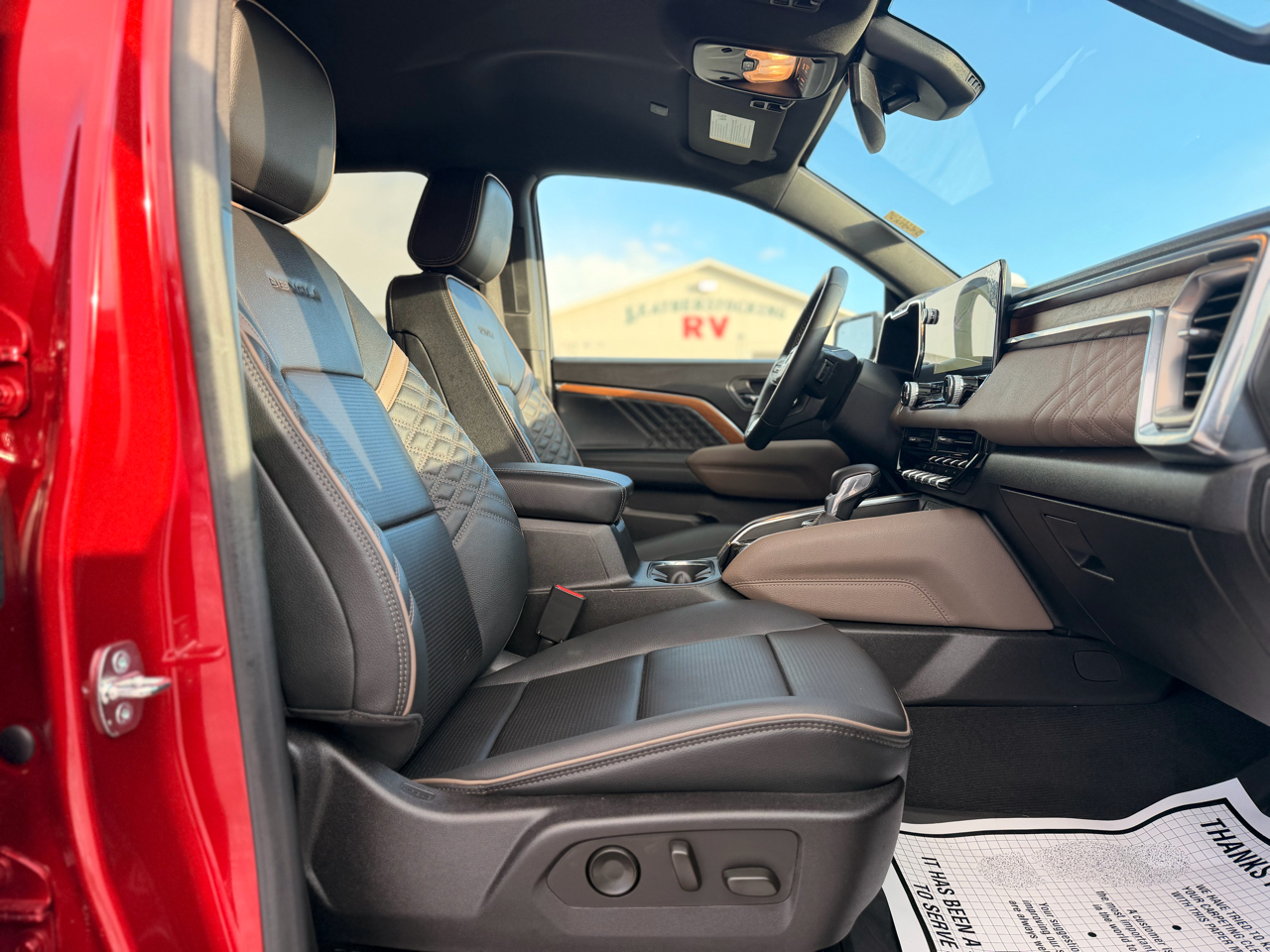 GMC Canyon Denali Crew Cab 4WD 2023