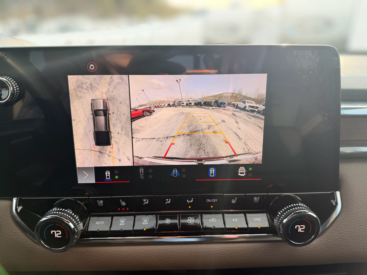 GMC Canyon Denali Crew Cab 4WD 2023