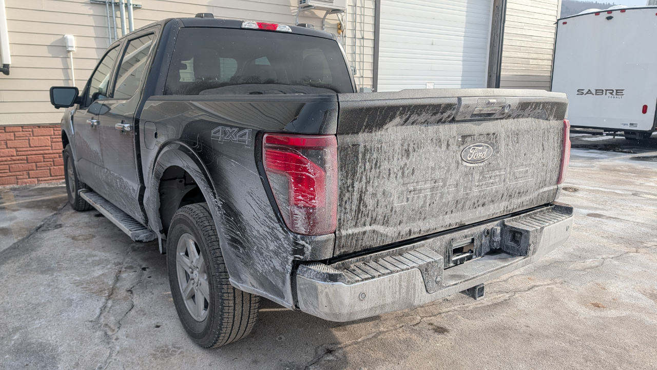 Ford F-150 XLT SuperCrew 4WD 2024