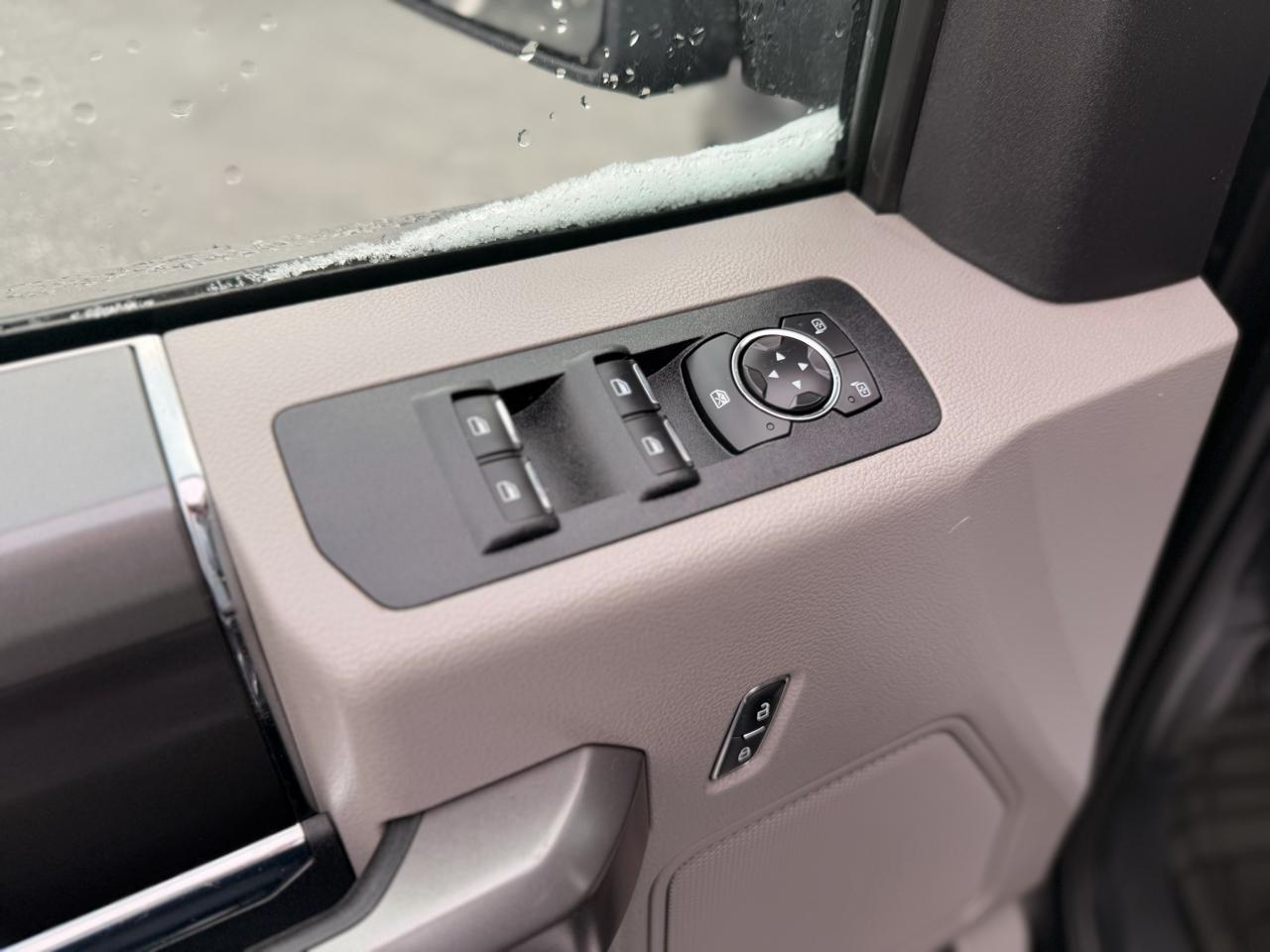 Ford F-150 XLT SuperCrew 4WD 2020