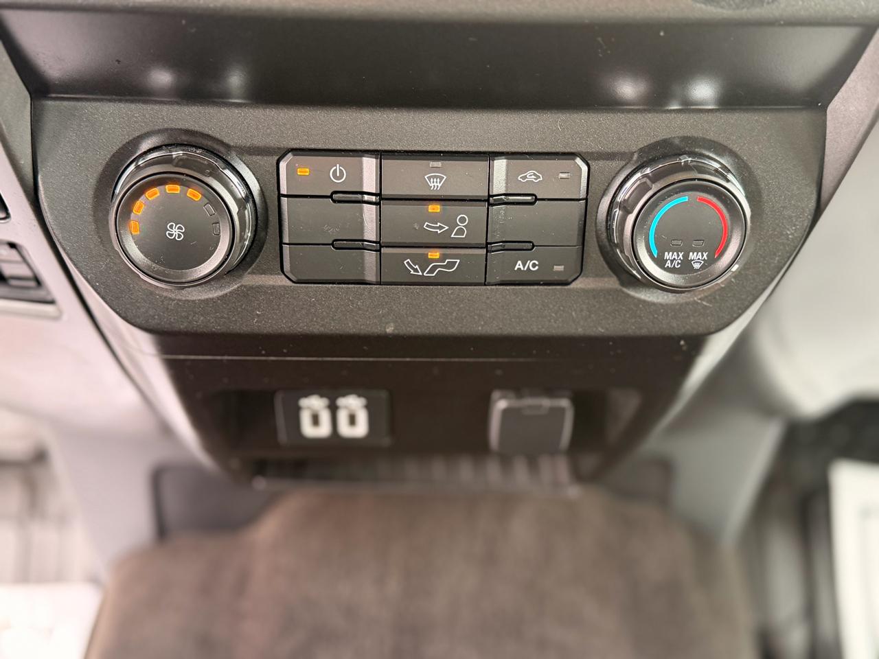 Ford F-150 XLT SuperCrew 4WD 2020