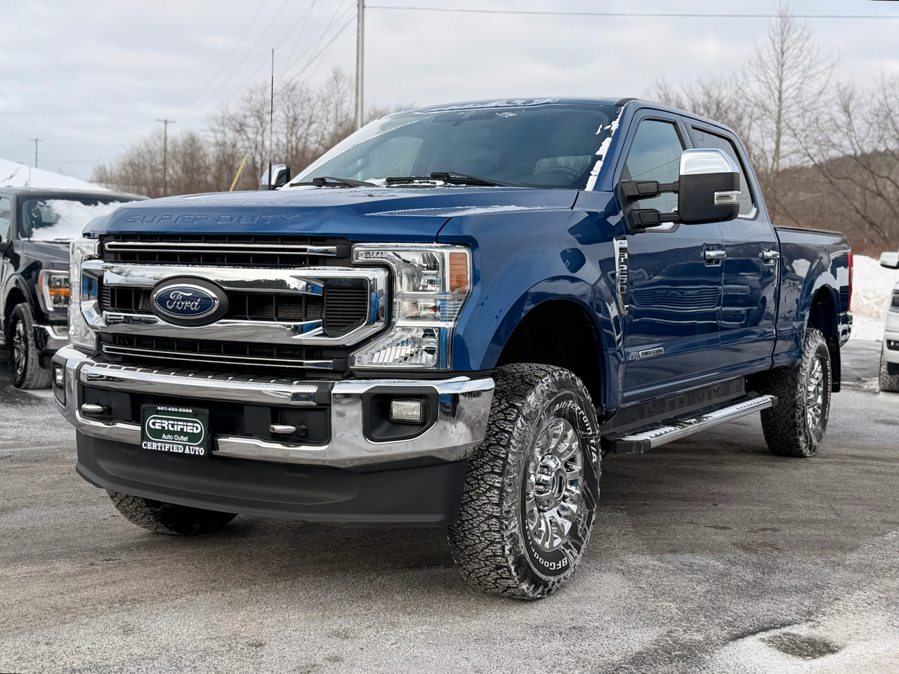Ford F-250 SD XLT Crew Cab 4WD 2022