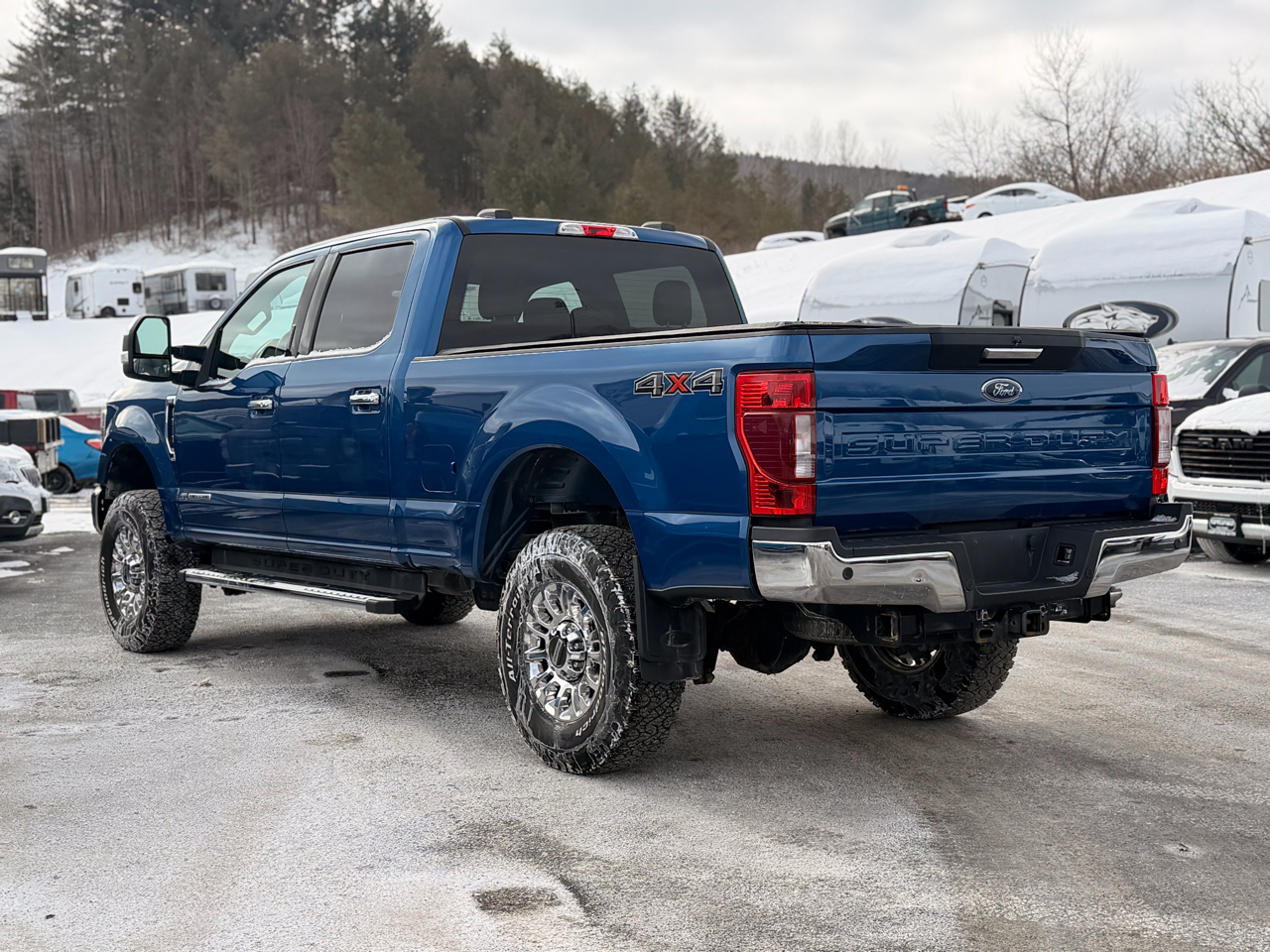 Ford F-250 SD XLT Crew Cab 4WD 2022