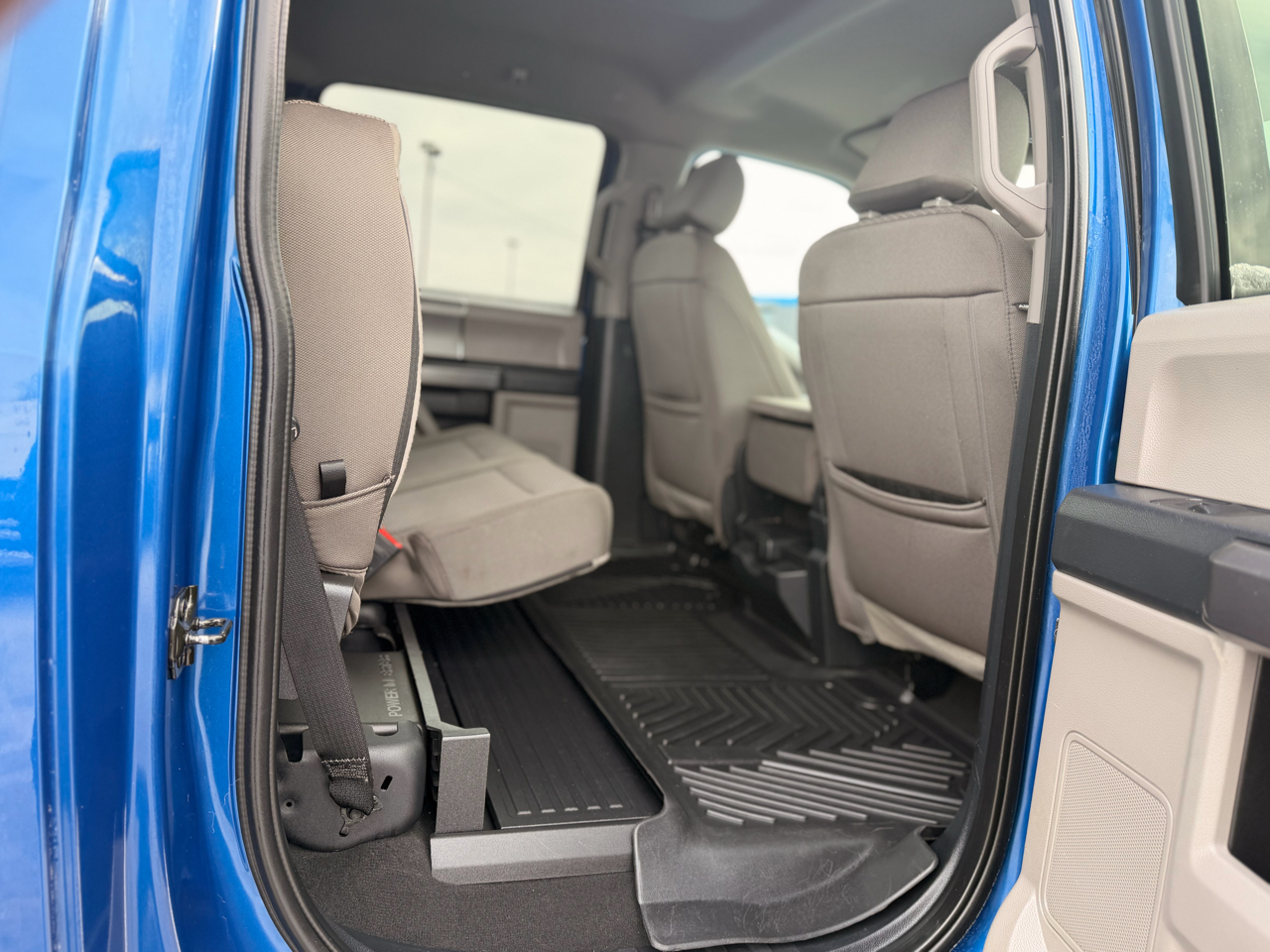 Ford F-250 SD XLT Crew Cab 4WD 2022