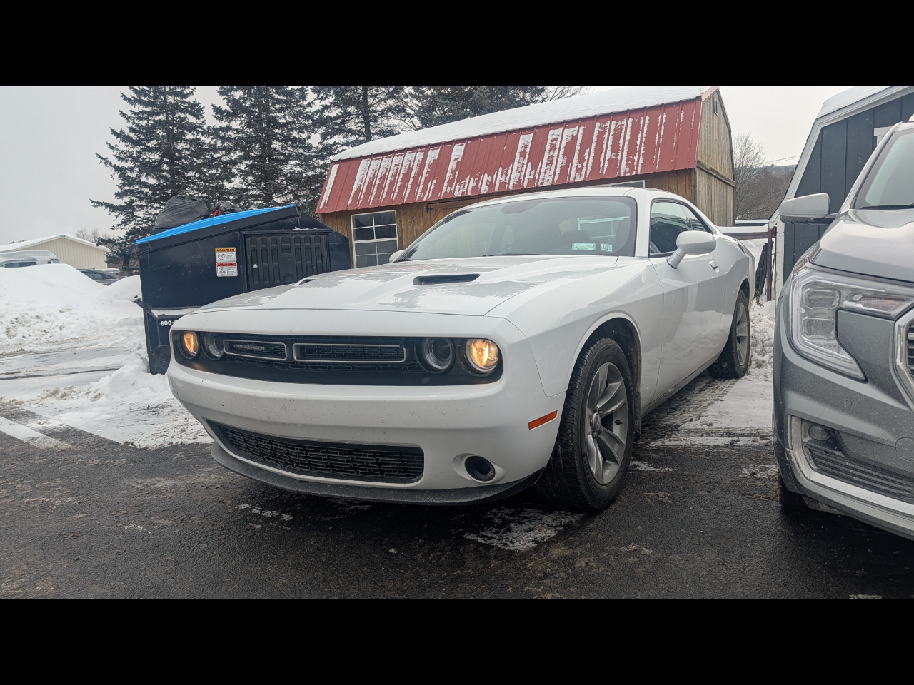 2019 Dodge Challenger SXT RWD