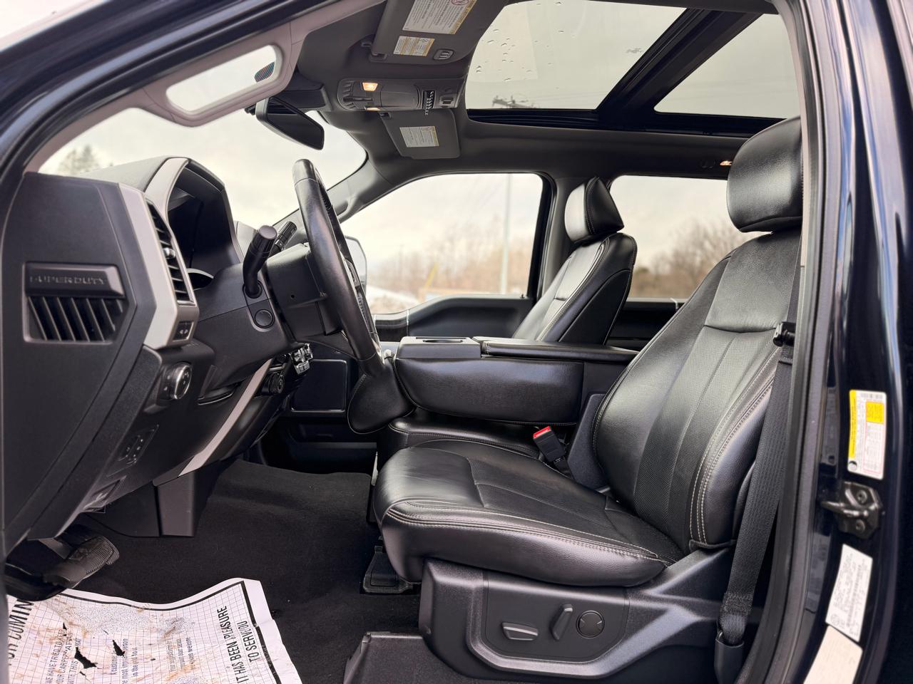 Ford F-350 SD Lariat Crew Cab 4WD 2021