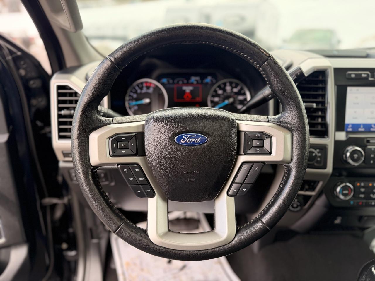 Ford F-350 SD Lariat Crew Cab 4WD 2021