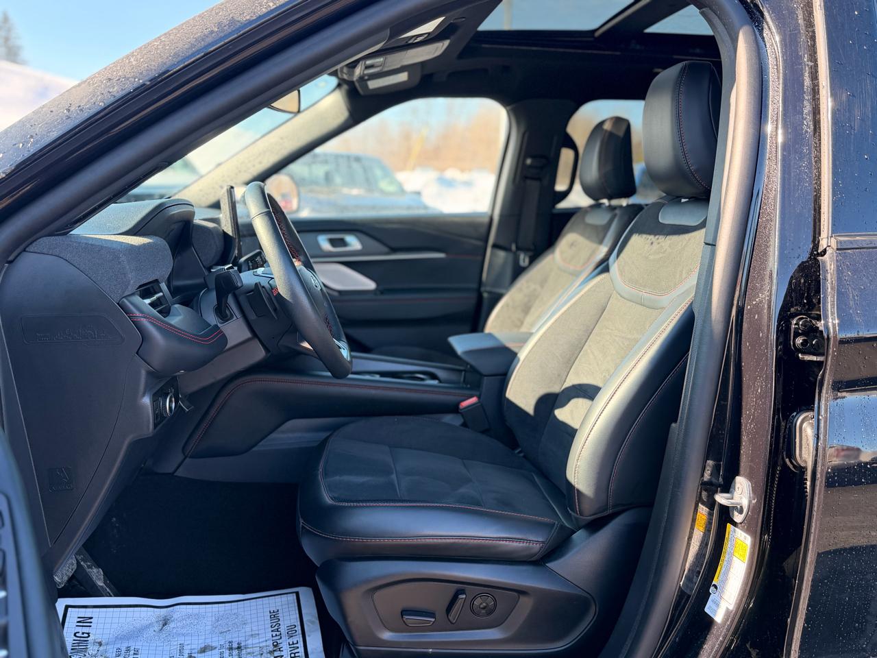 Ford Explorer ST AWD 2025