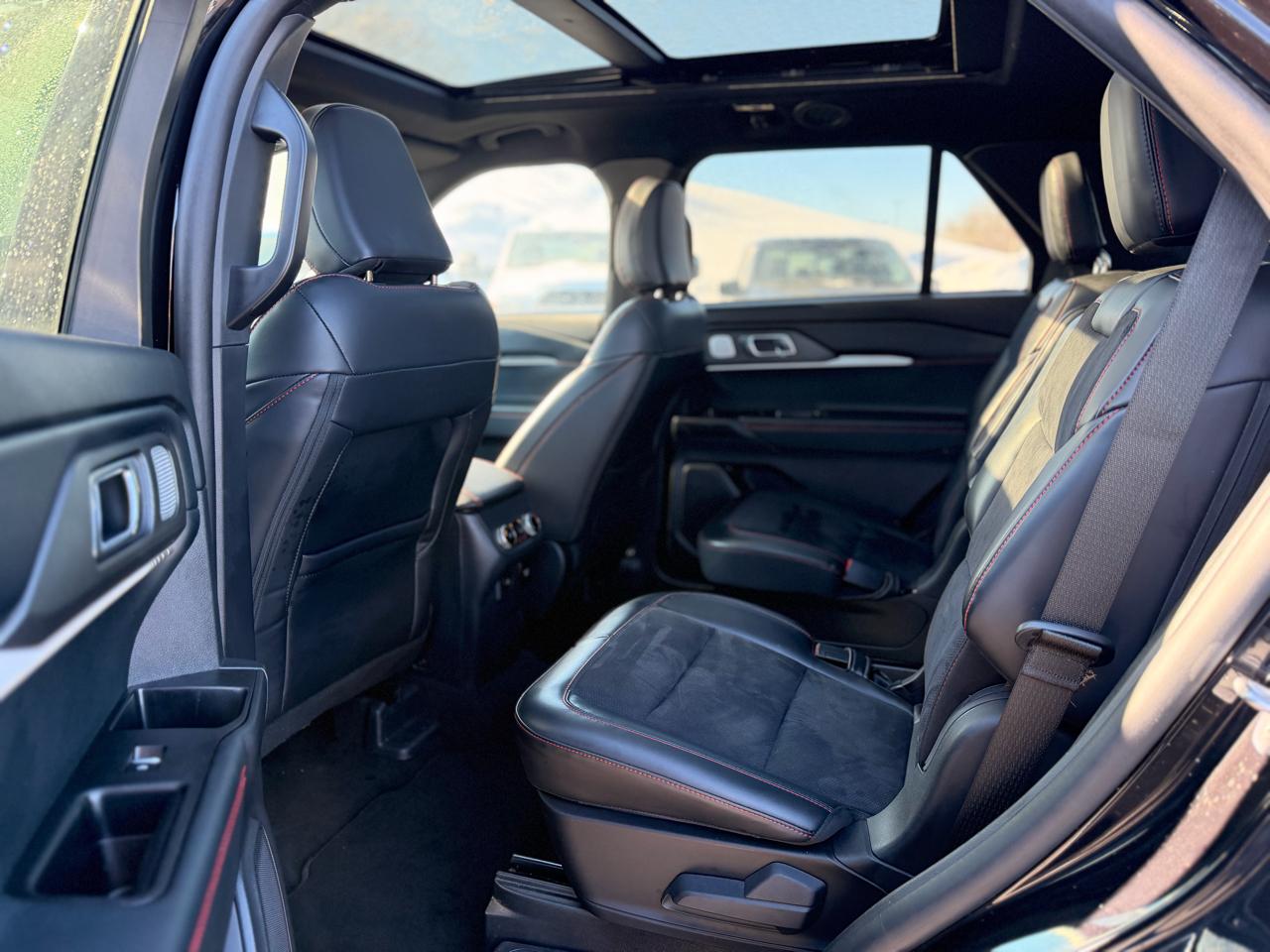 Ford Explorer ST AWD 2025