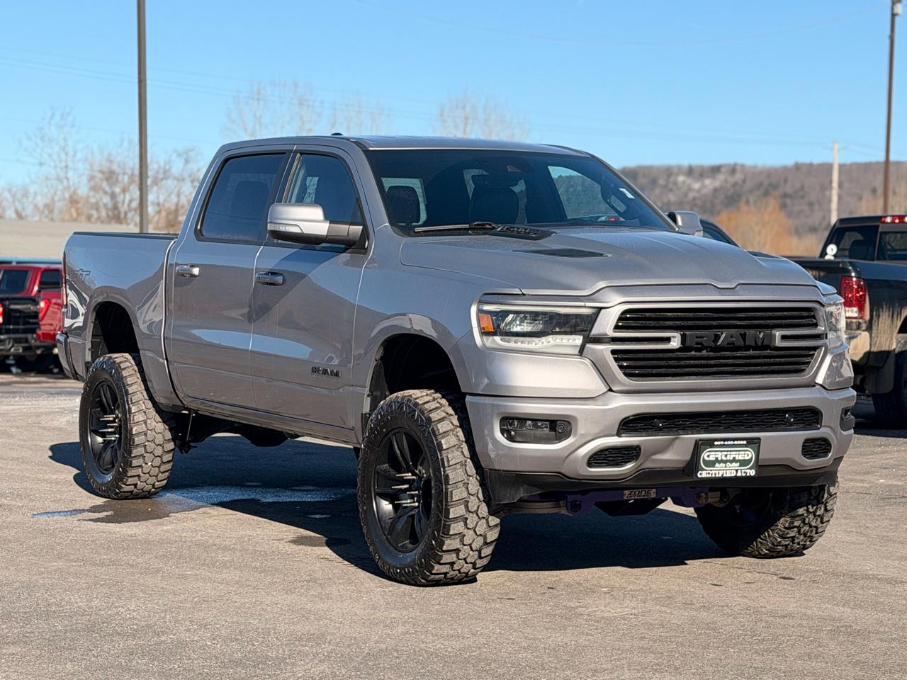 RAM 1500 Sport Crew Cab SB 4WD 2022