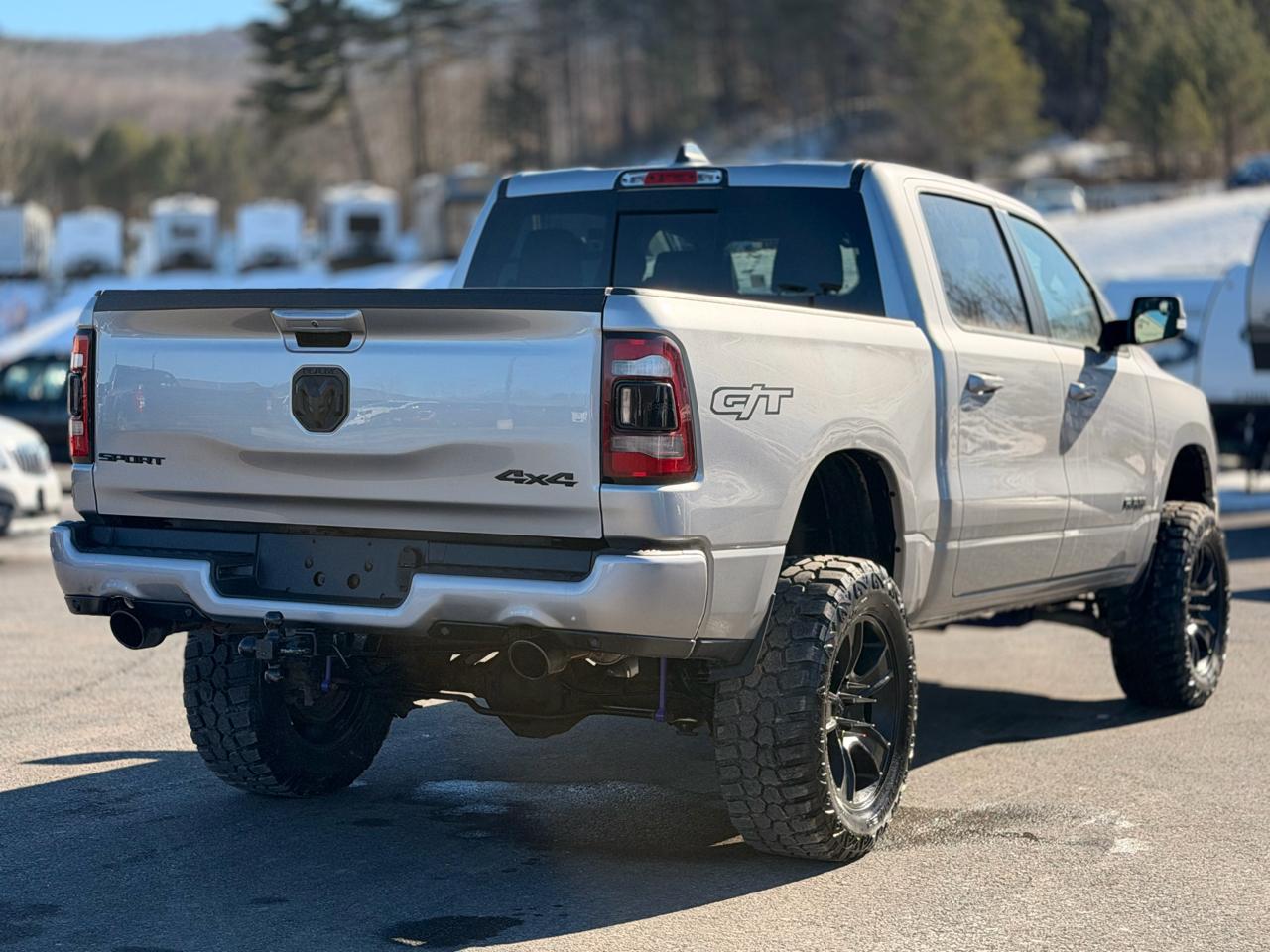 RAM 1500 Sport Crew Cab SB 4WD 2022