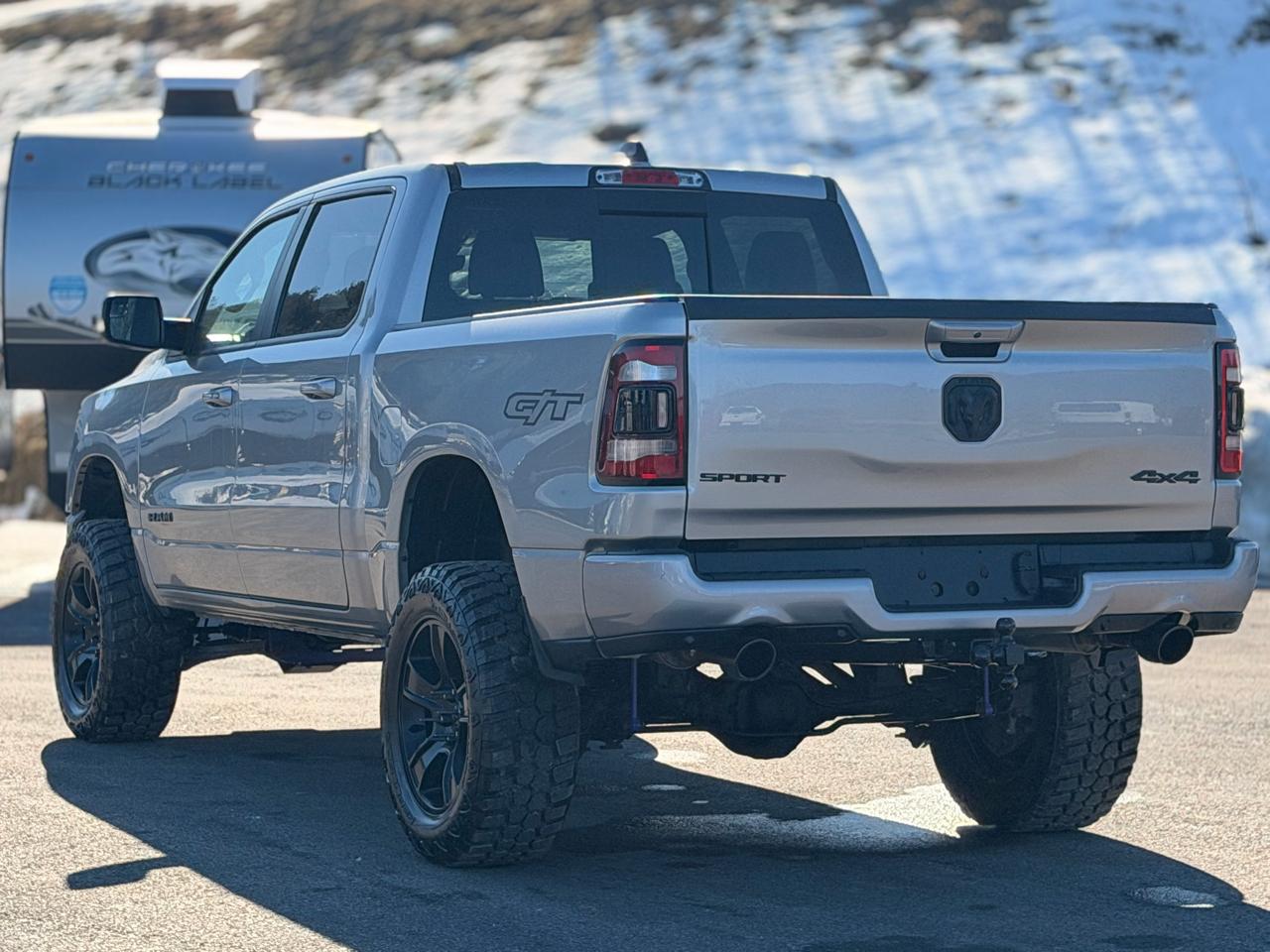 RAM 1500 Sport Crew Cab SB 4WD 2022