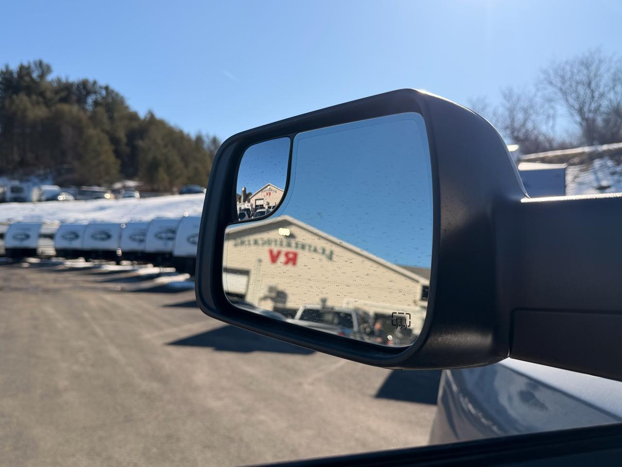 RAM 1500 Sport Crew Cab SB 4WD 2022