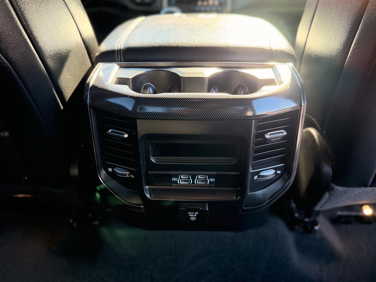 RAM 1500 Sport Crew Cab SB 4WD 2022