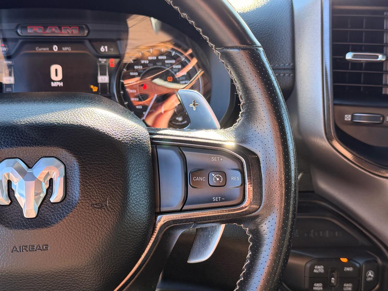 RAM 1500 Sport Crew Cab SB 4WD 2022