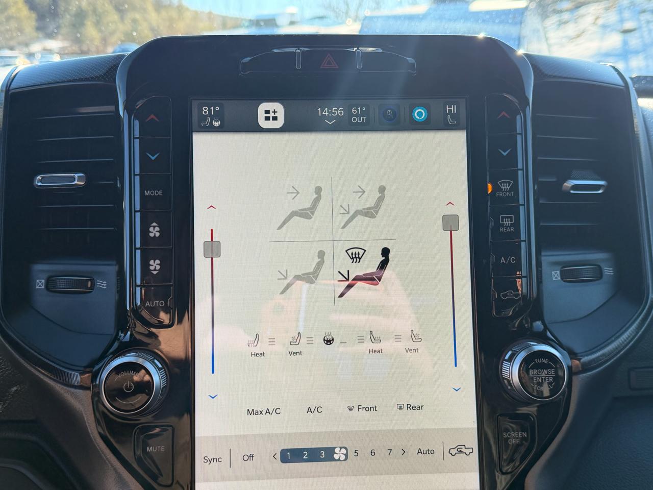 RAM 1500 Sport Crew Cab SB 4WD 2022