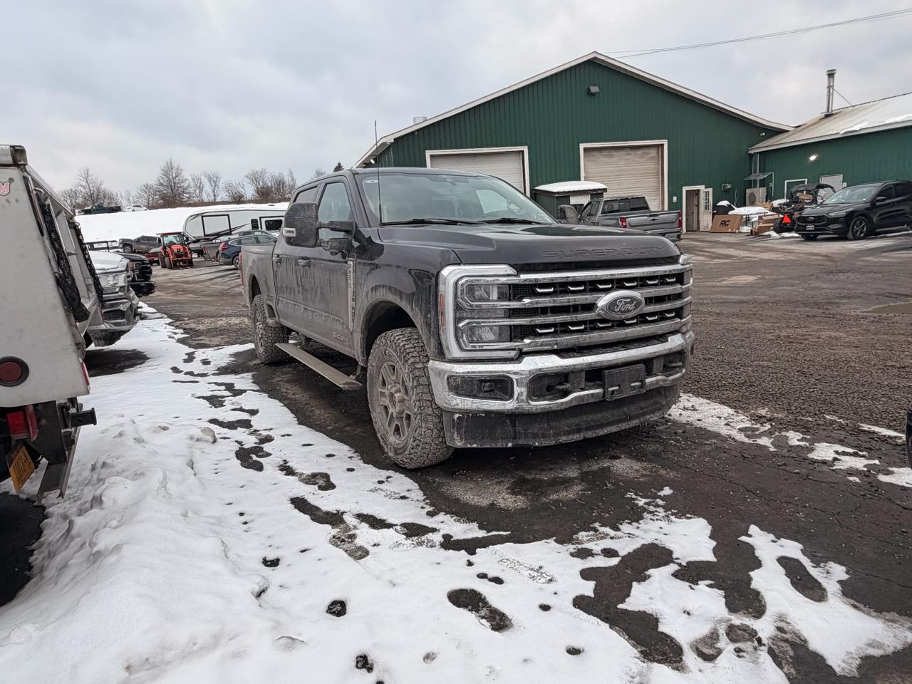 Ford F-250 SD Crew Cab 4WD 2024