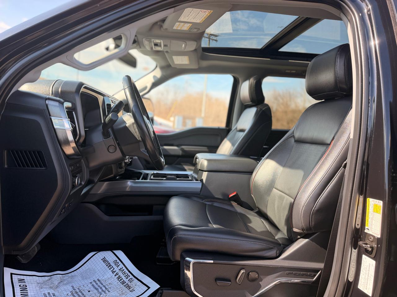 Ford F-250 SD Lariat Crew Cab 4WD 2024