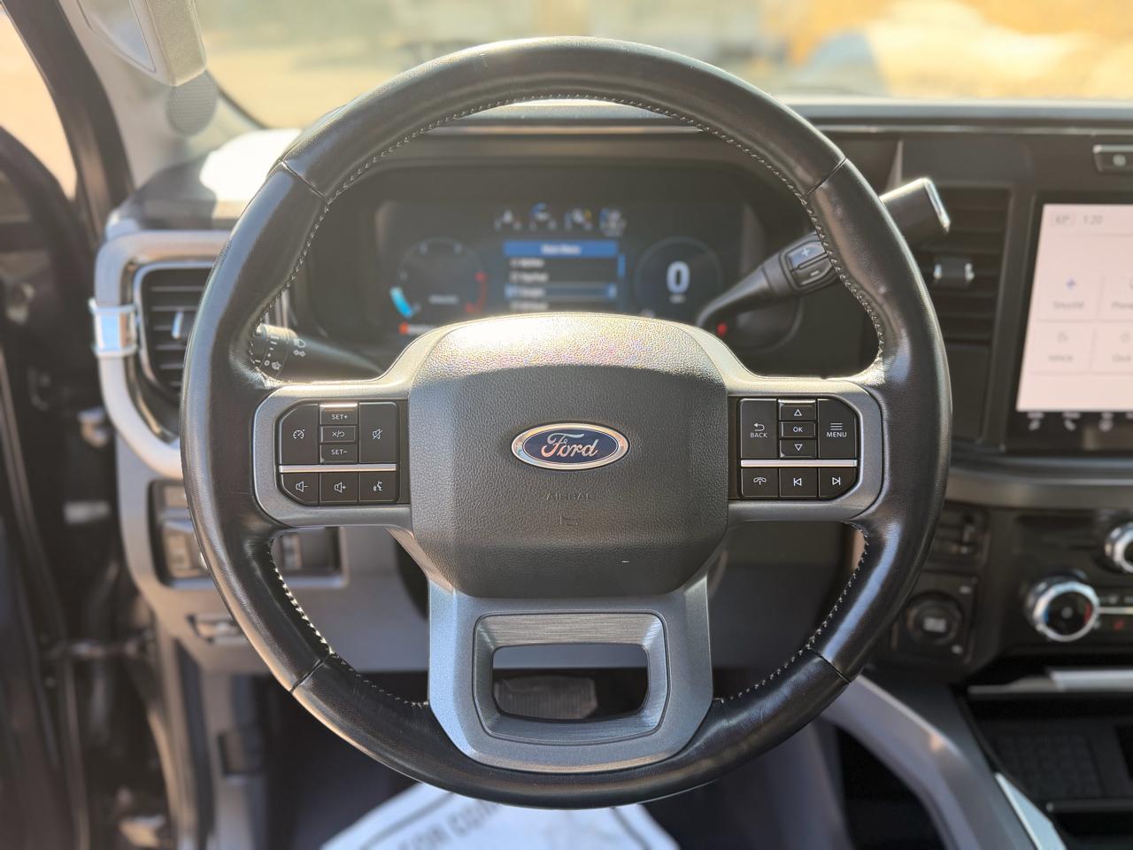 Ford F-250 SD Lariat Crew Cab 4WD 2024