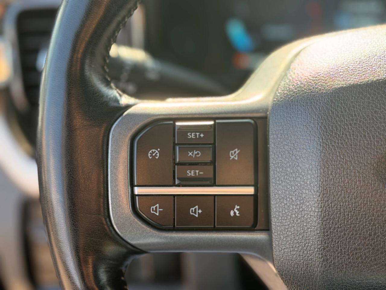 Ford F-250 SD Lariat Crew Cab 4WD 2024