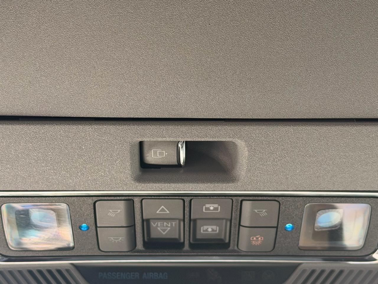 Ford F-250 SD Lariat Crew Cab 4WD 2024