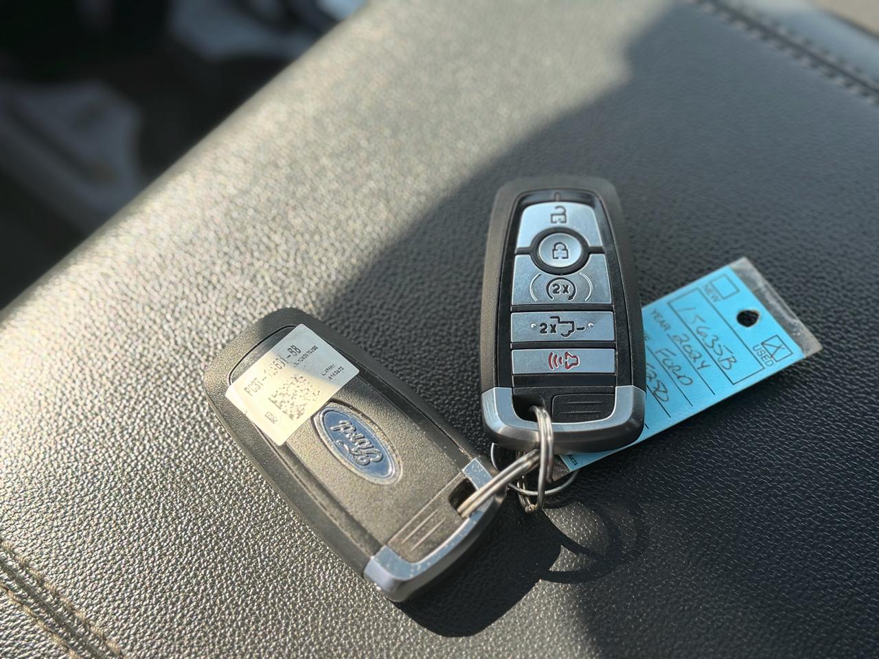 Ford F-250 SD Lariat Crew Cab 4WD 2024