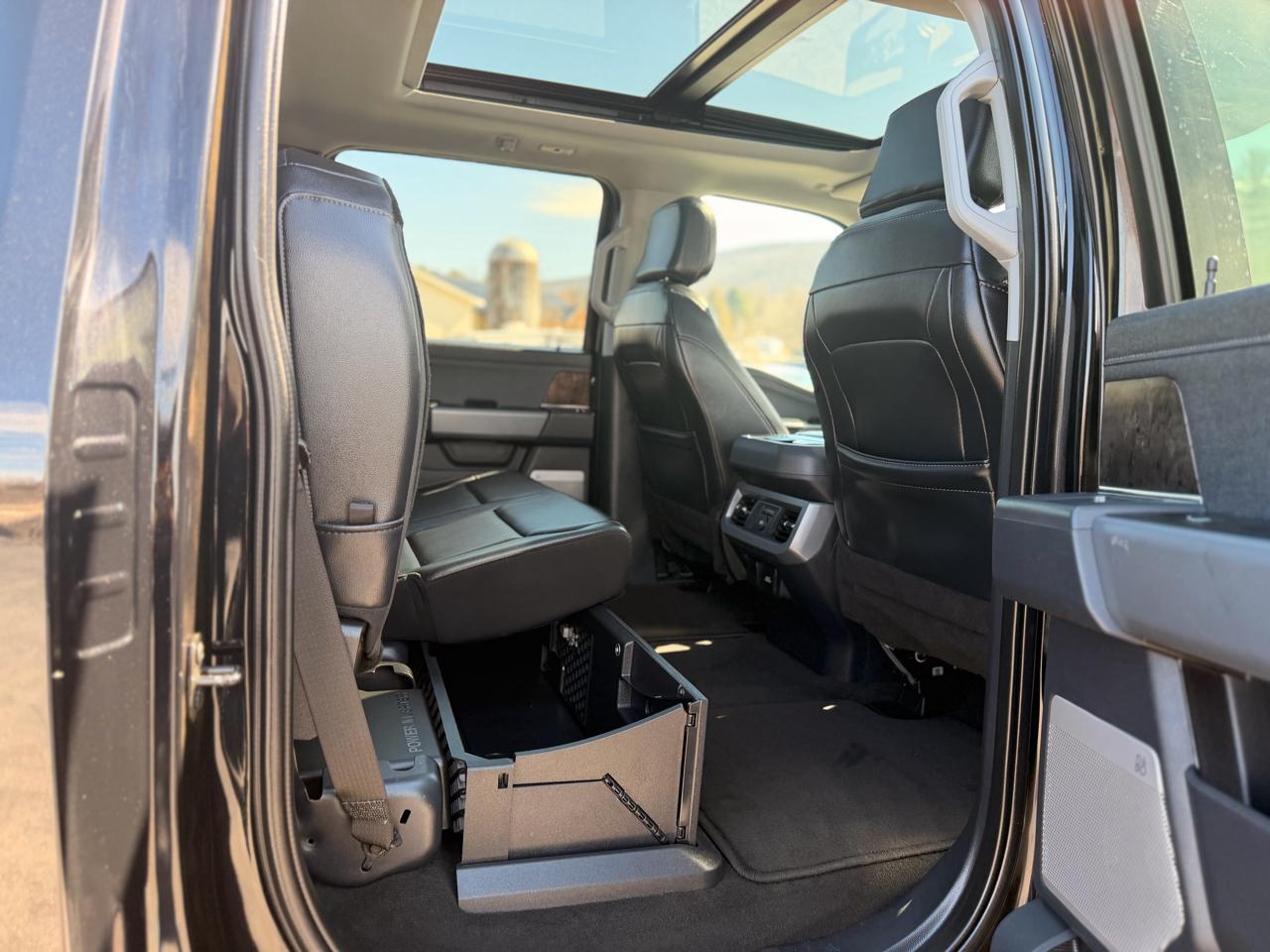 Ford F-250 SD Lariat Crew Cab 4WD 2024