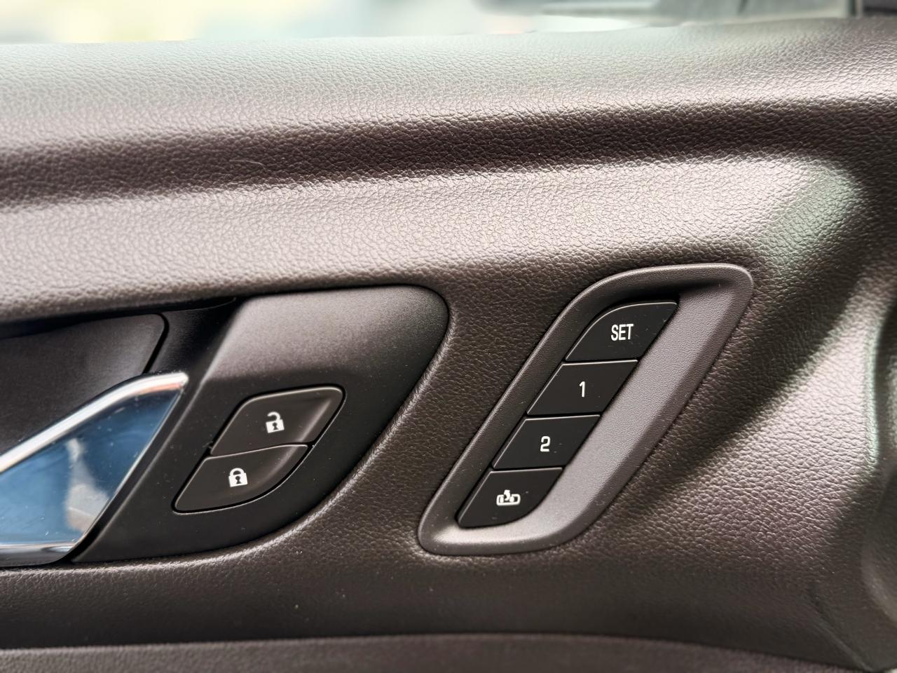 GMC Acadia Denali AWD 2021