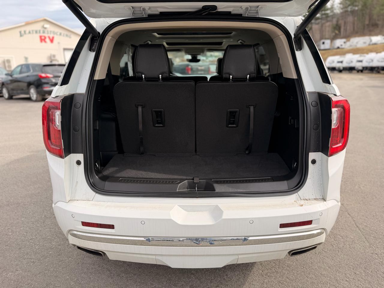 GMC Acadia Denali AWD 2021