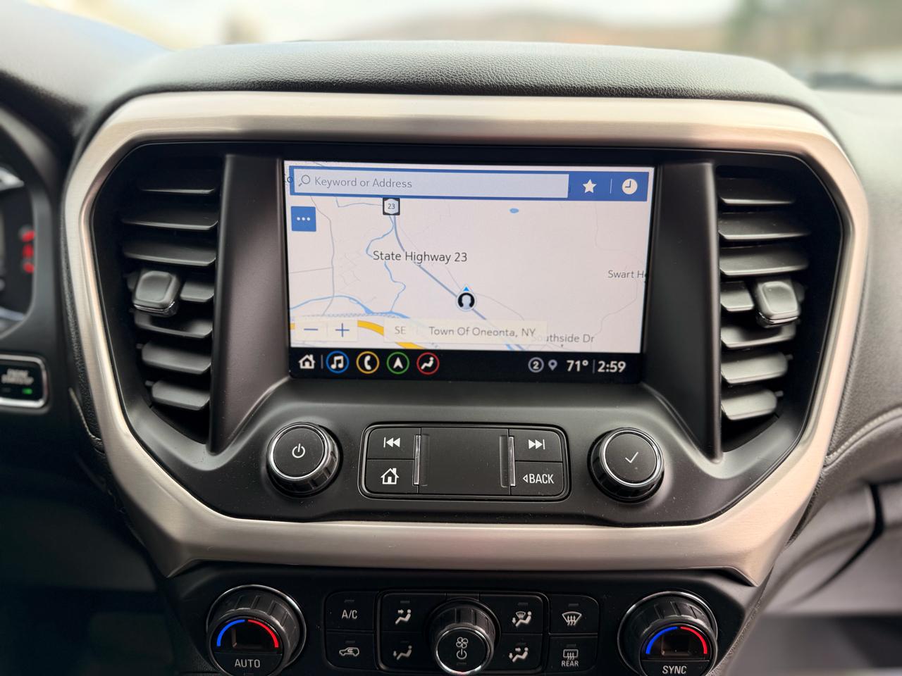 GMC Acadia Denali AWD 2021