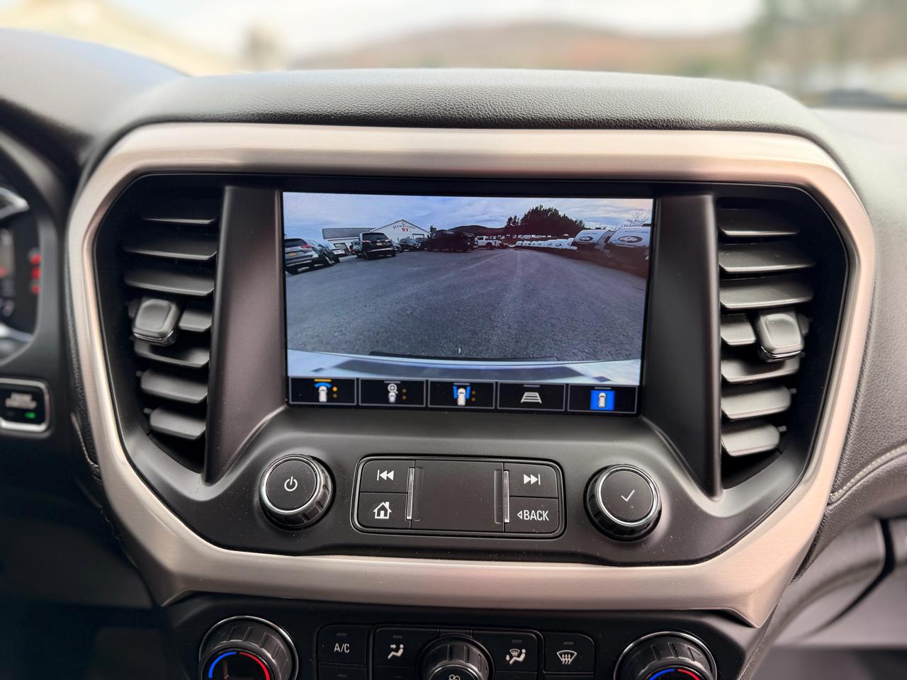 GMC Acadia Denali AWD 2021