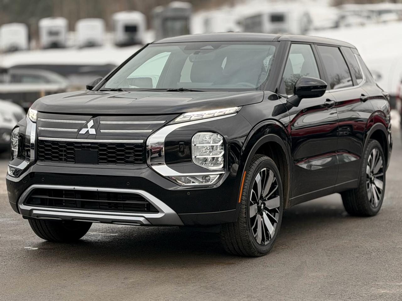 2025 Mitsubishi Outlander SE 4WD