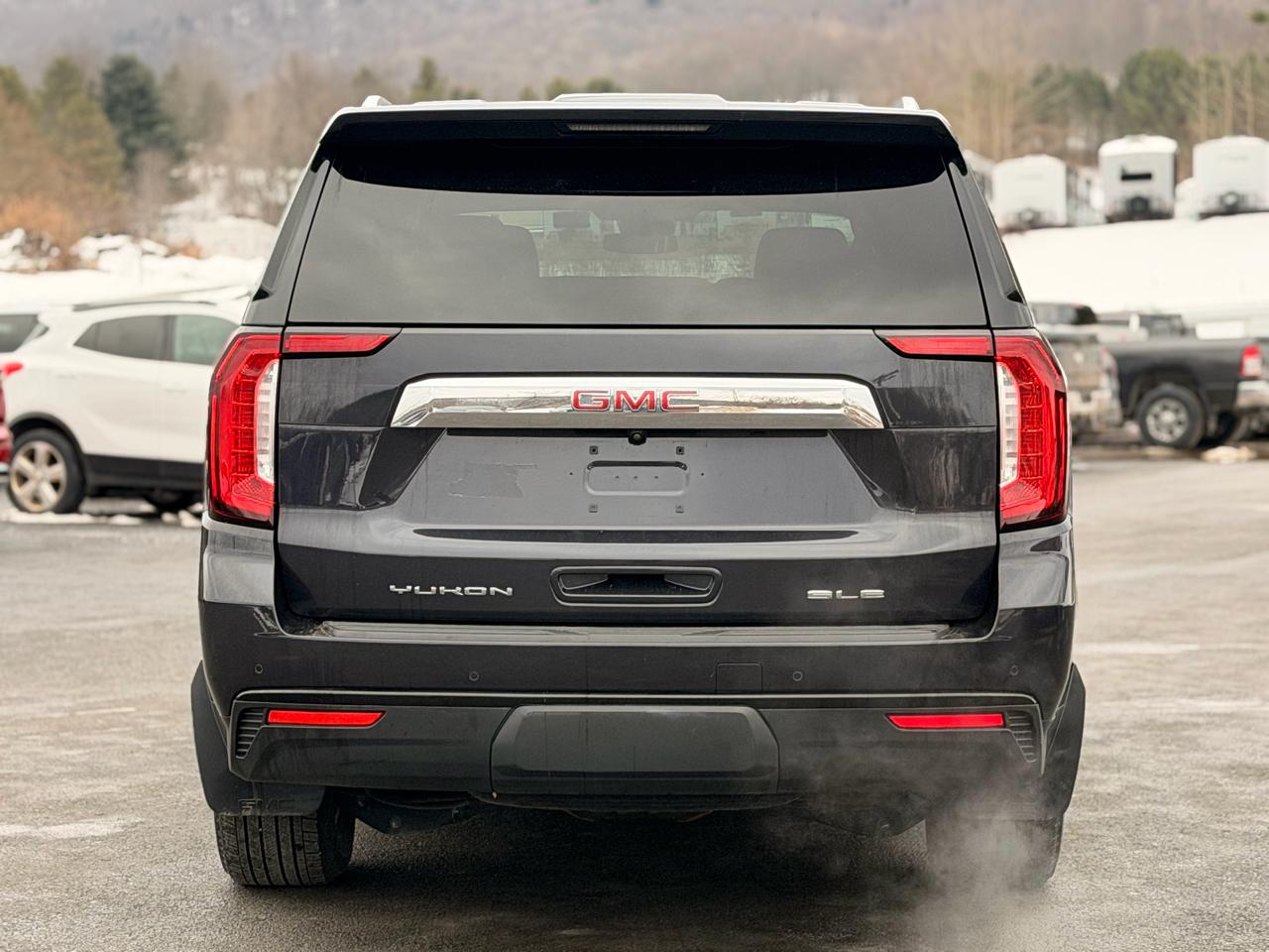 GMC Yukon SLE 4WD 2023