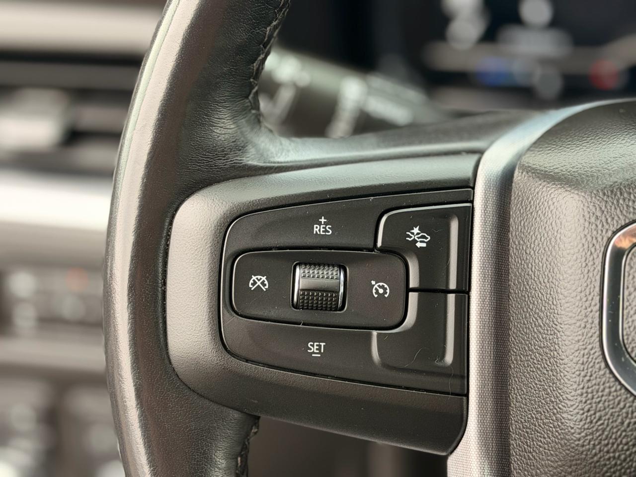 GMC Yukon SLE 4WD 2023