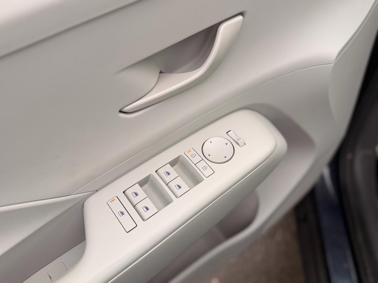 Hyundai Kona SEL AWD 2025