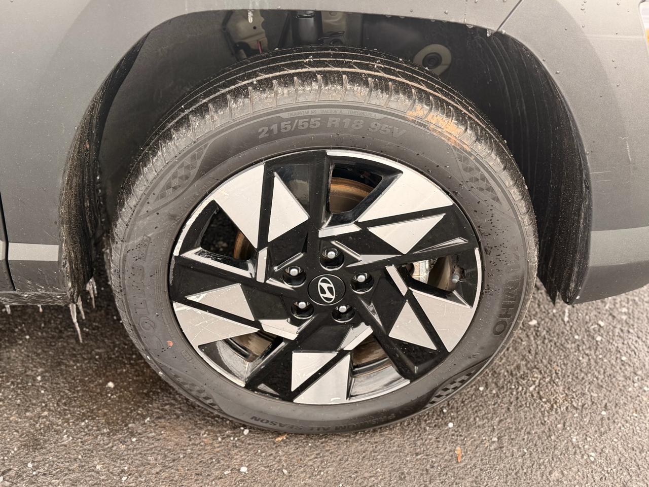 Hyundai Kona SEL AWD 2025