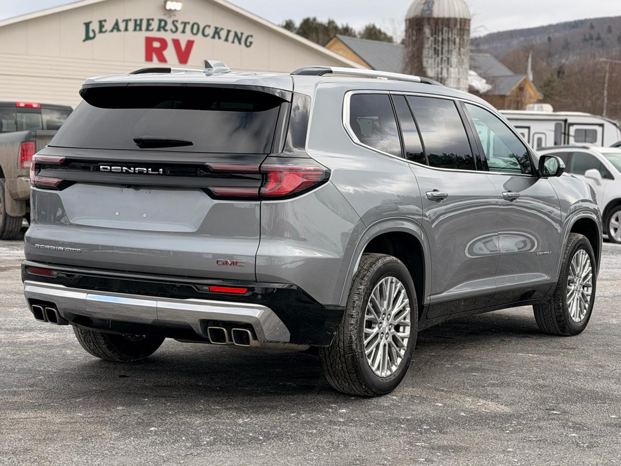 GMC Acadia Denali AWD 2025