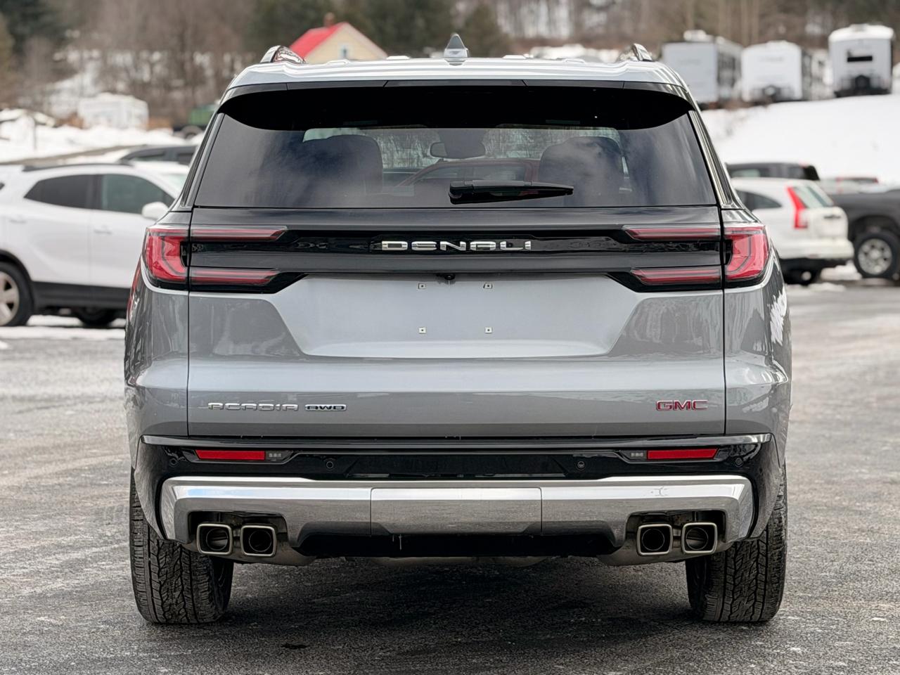 GMC Acadia Denali AWD 2025