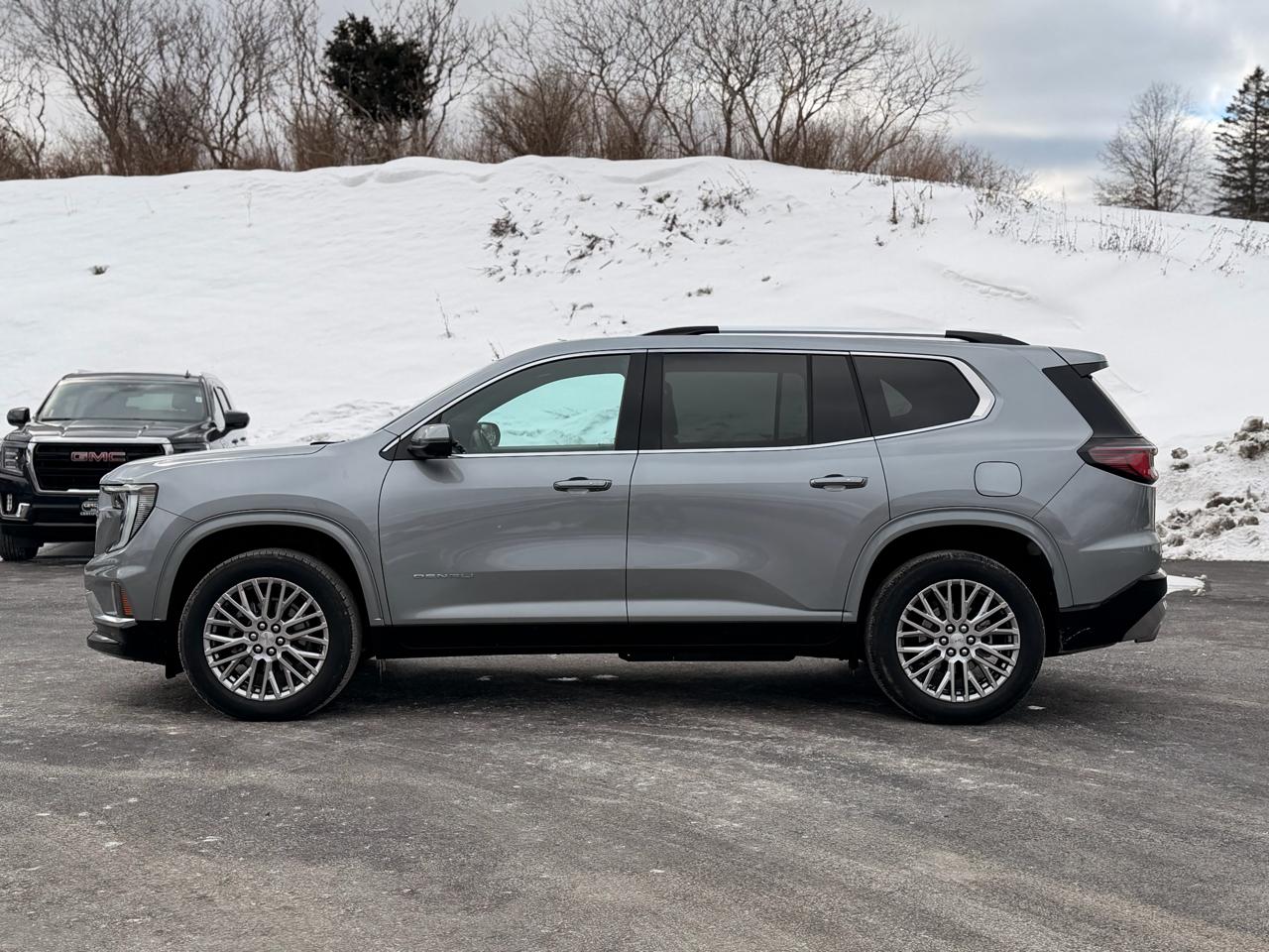 GMC Acadia Denali AWD 2025