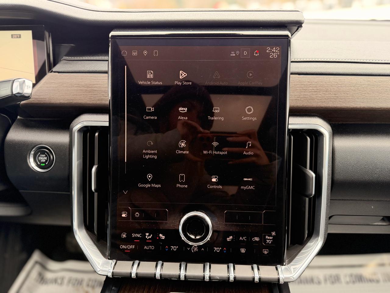 GMC Acadia Denali AWD 2025