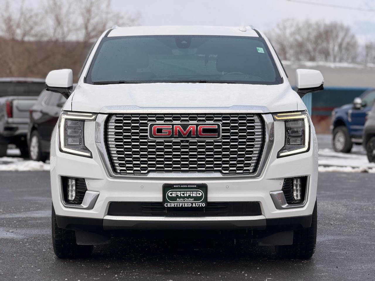 GMC Yukon Denali 4WD 2021