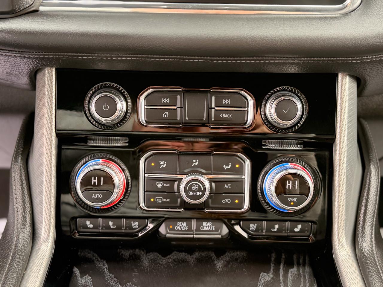 GMC Yukon Denali 4WD 2021