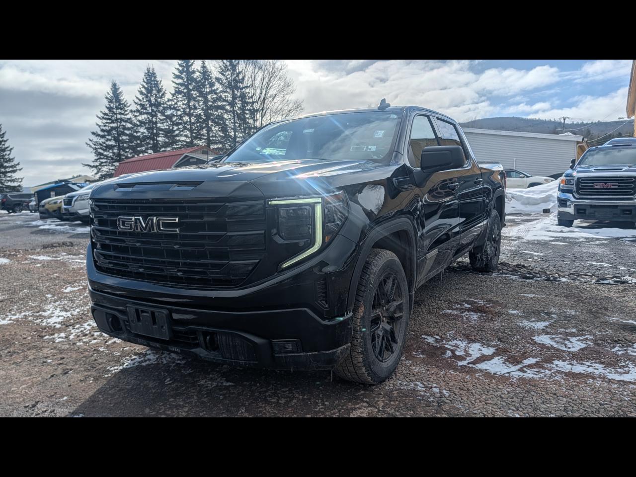 2023 GMC Sierra 1500 Elevation Crew Cab 4WD