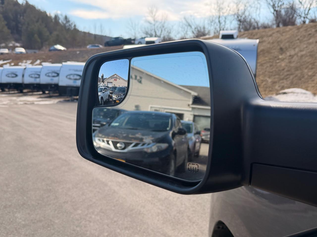 RAM 1500 Sport Crew Cab SB 4WD 2022