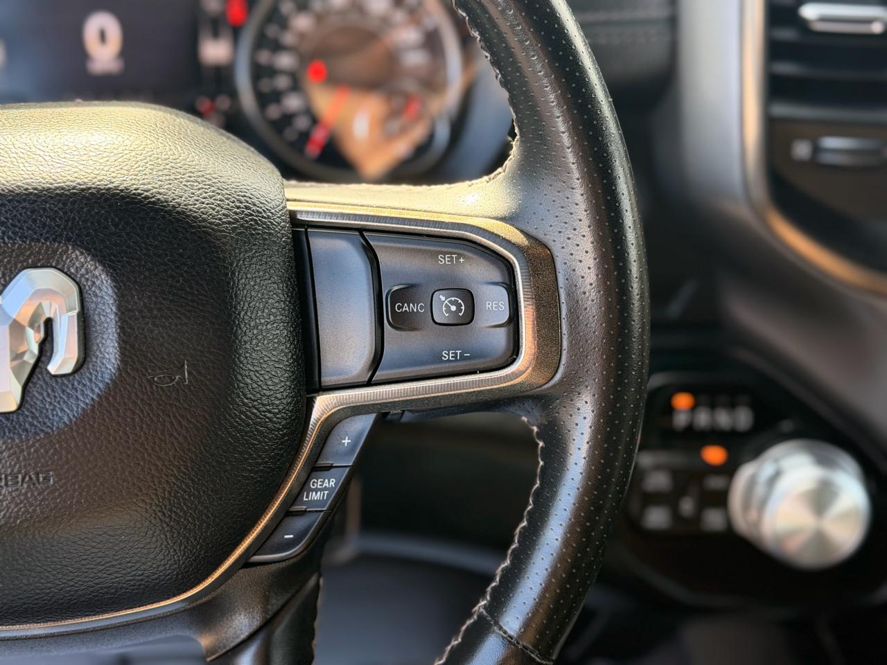 RAM 1500 Sport Crew Cab SB 4WD 2022