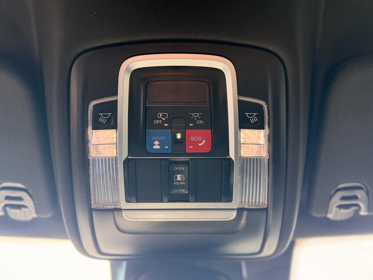 RAM 1500 Sport Crew Cab SB 4WD 2022