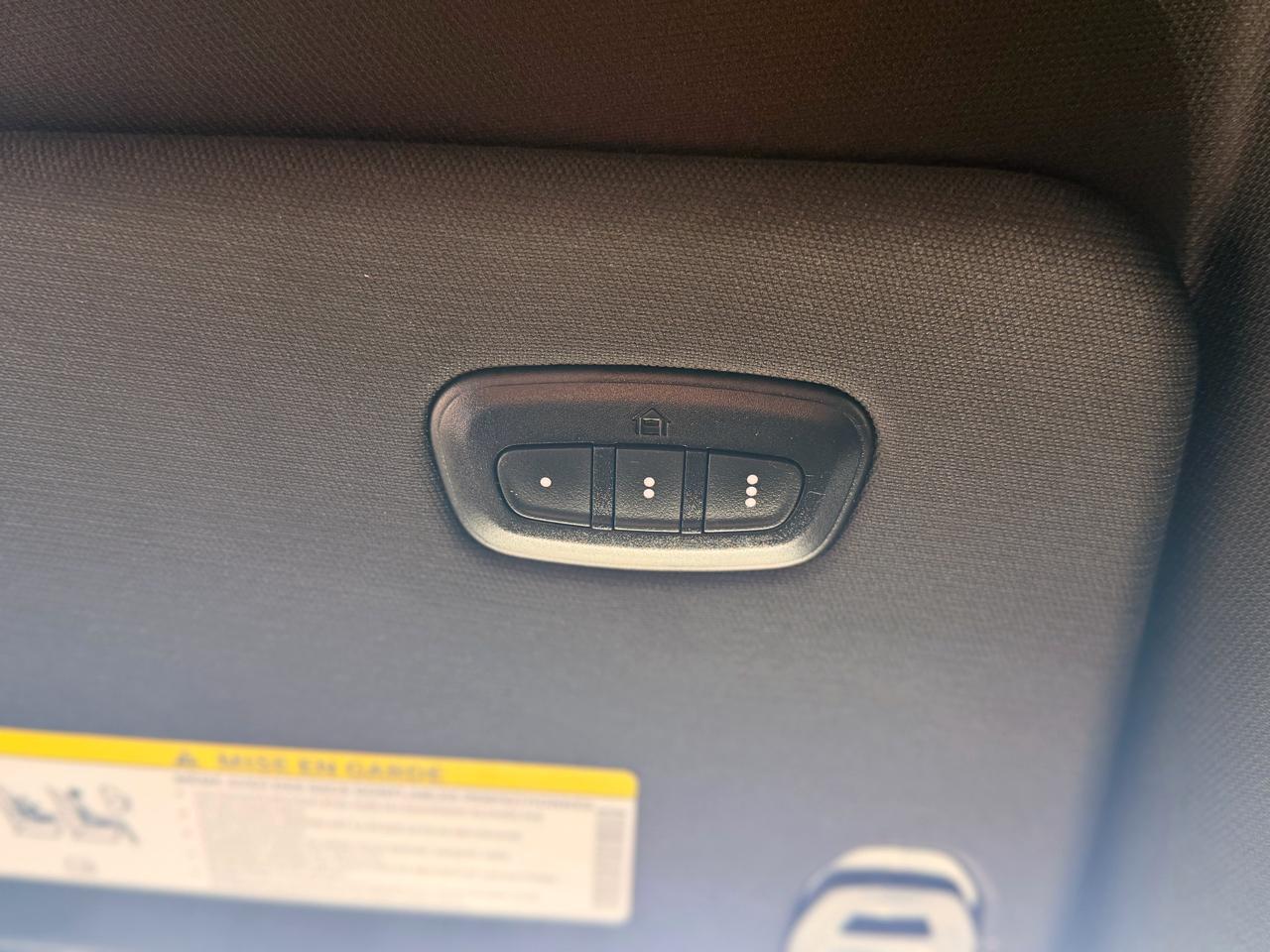 RAM 1500 Sport Crew Cab SB 4WD 2022