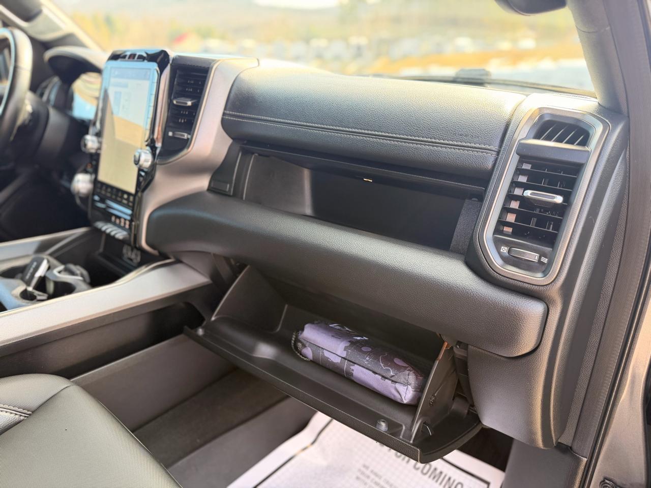 RAM 1500 Sport Crew Cab SB 4WD 2022